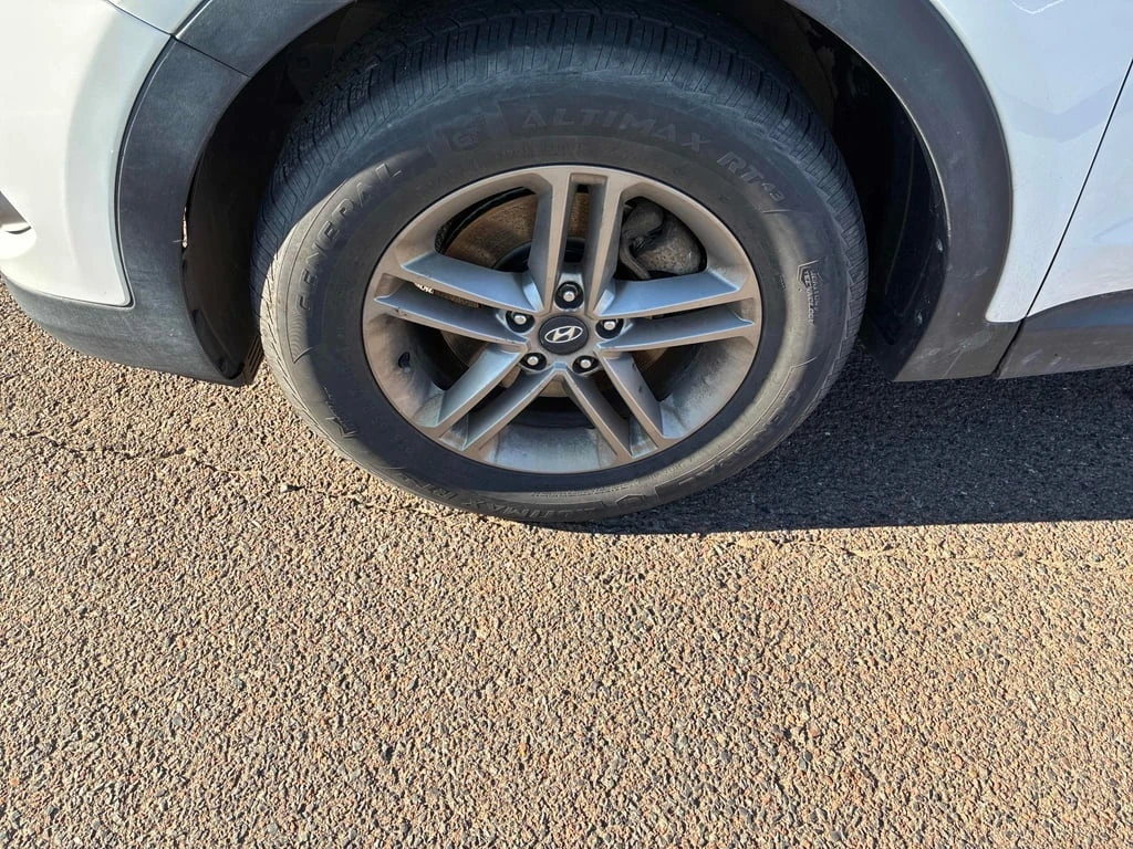 Hyundai Santa fe * 2.4L FWD * CARFAX * БЕЗ ПЪРВОНАЧАЛНА ВНОСКА - изображение 7