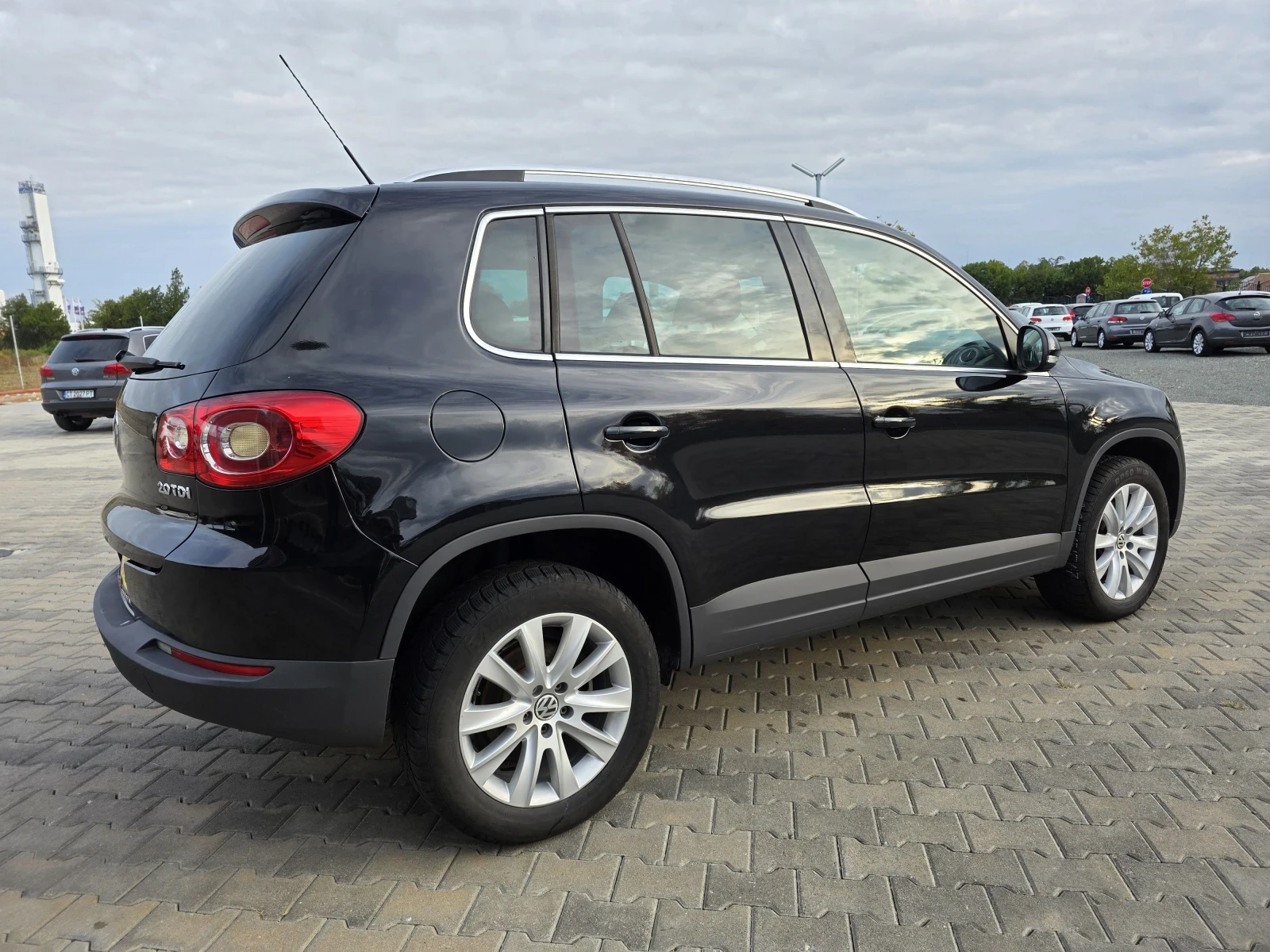 VW Tiguan 2.0TDI 4X4 - изображение 6