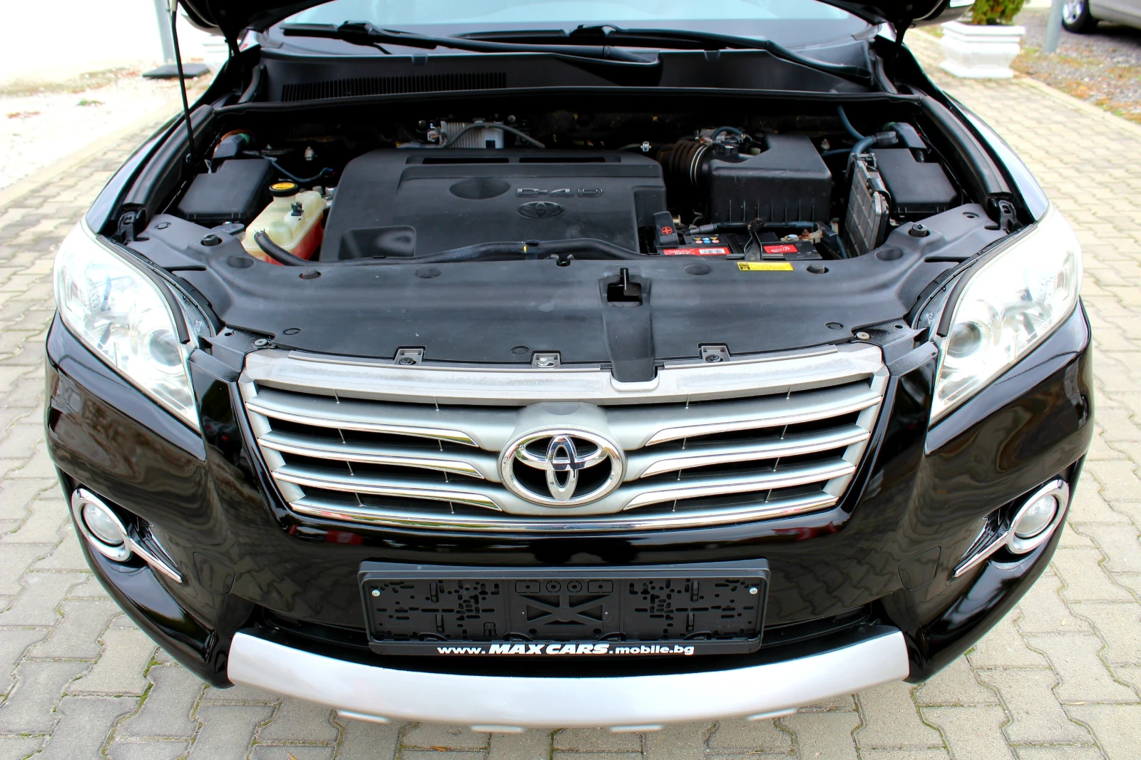Toyota Rav4 2.2 D-4D НАВИ/КАМЕРА/ЛИЗИНГ - изображение 8