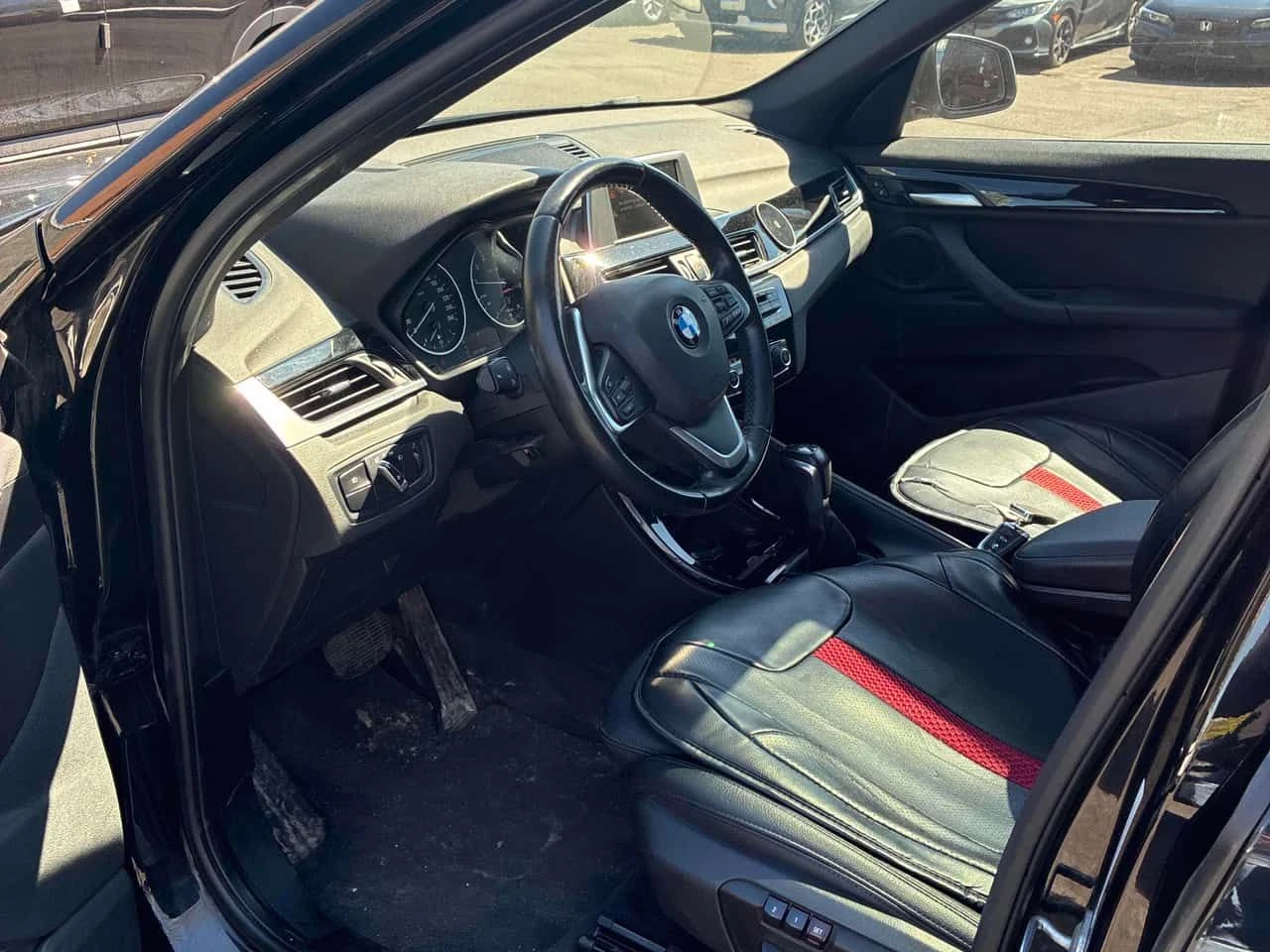 BMW X1 xDrive28i/ПОДГРЕВ/ПАНО/ПАМЕТ/КЛИП/ФИНАНСИРАНЕ, снимка 6 - Автомобили и джипове - 54544334