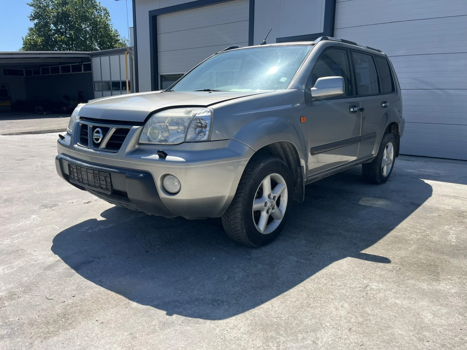 Nissan X-trail 2.2dci 6скорости, снимка 2 - Автомобили и джипове - 54695436