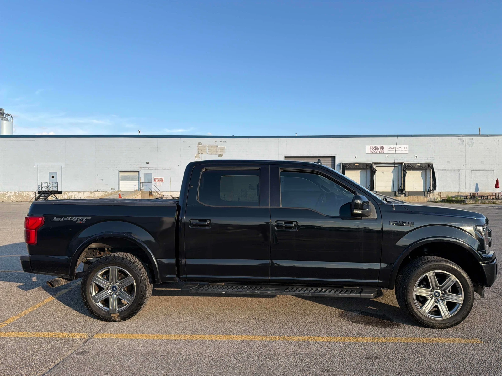 Ford F150 * LARIAT 4WD SuperCrew 5.5' Box * CARFAX * ЦЕН, снимка 4 - Автомобили и джипове - 56128868