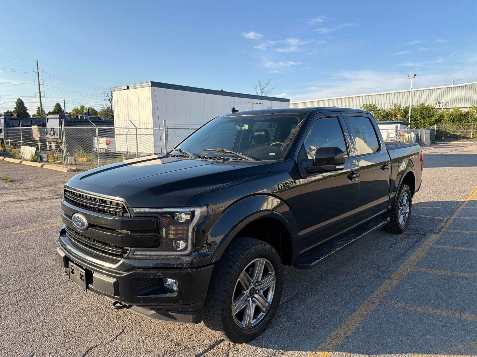 Ford F150 * LARIAT 4WD SuperCrew 5.5' Box * CARFAX * ЦЕН