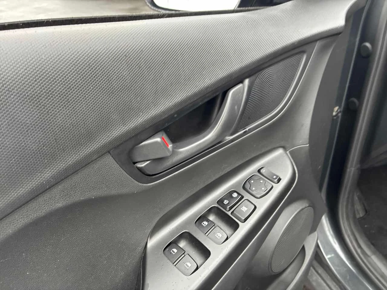 Hyundai Kona * Preferred * CARFAX * ����� �� ����������� | Mobile.bg � ����������� 12