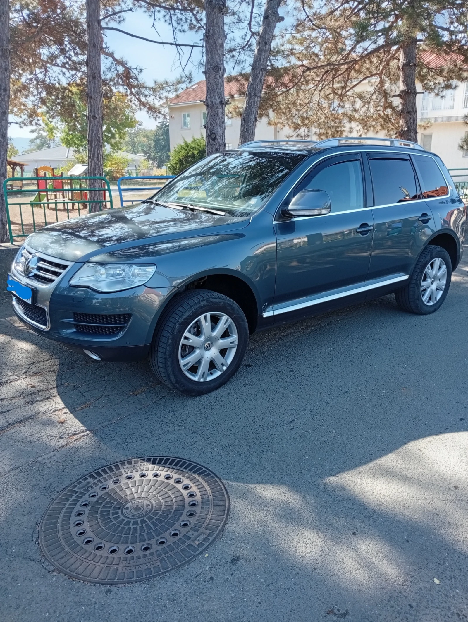 VW Touareg, снимка 2 - Автомобили и джипове - 56451827