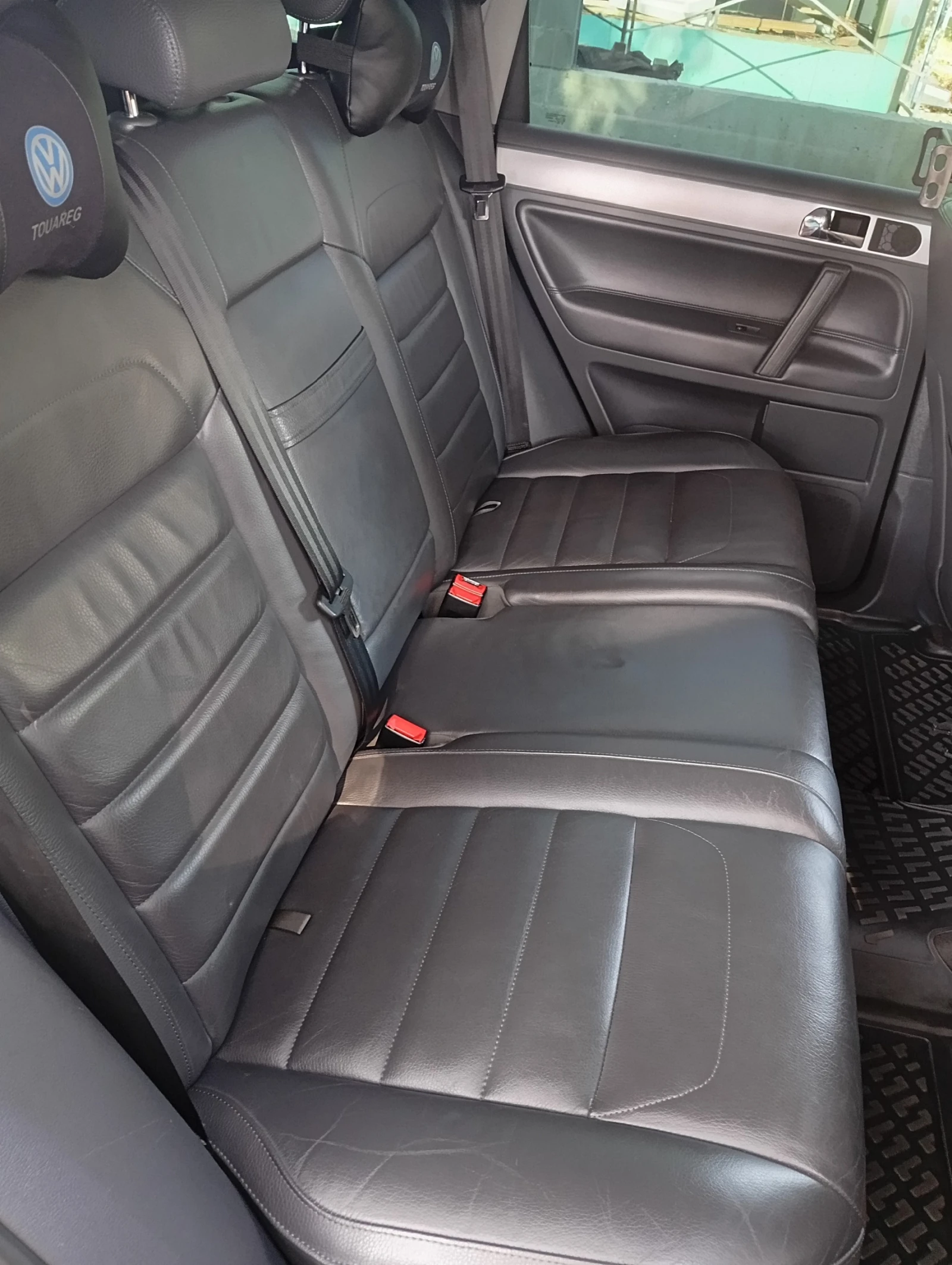 VW Touareg, снимка 14 - Автомобили и джипове - 56451827