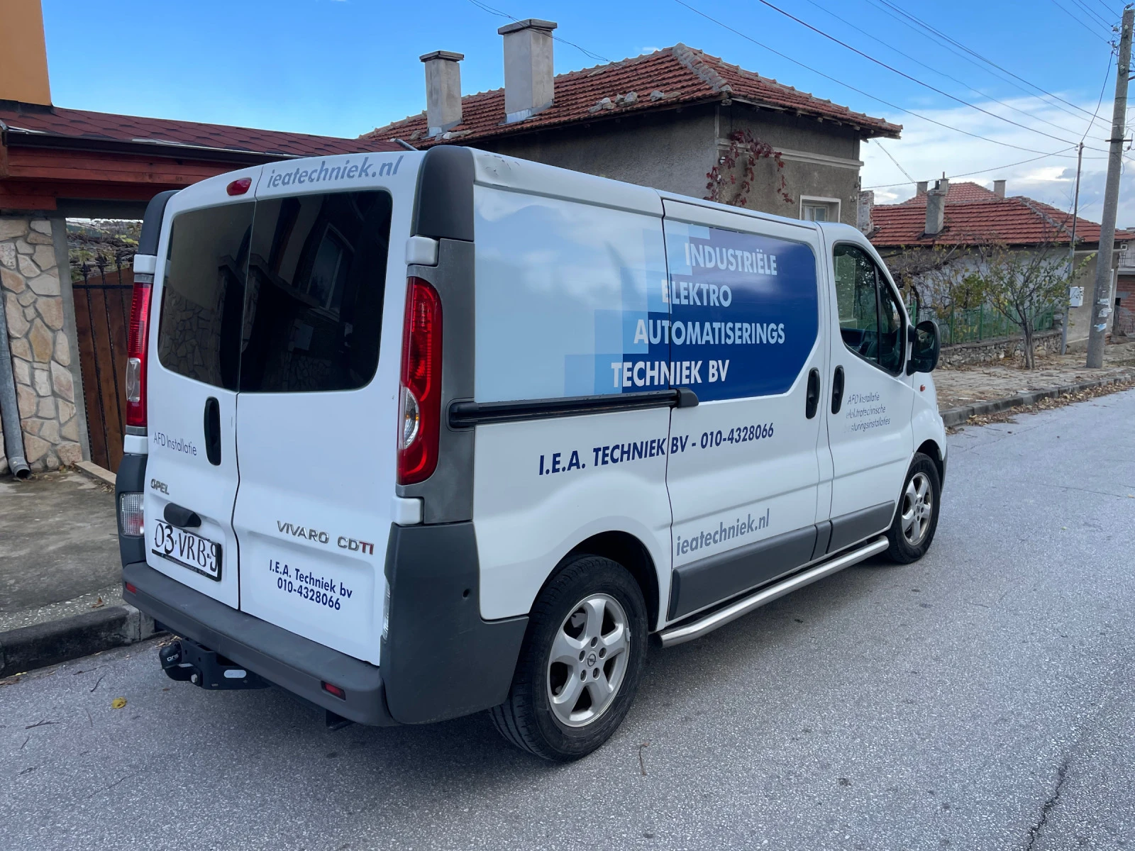 Opel Vivaro 2.5CDTI Klima - изображение 6