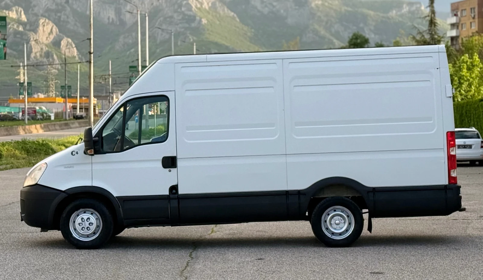 Iveco 35s11 2.3D 110к.с * Климатик* * Италия*  - изображение 7