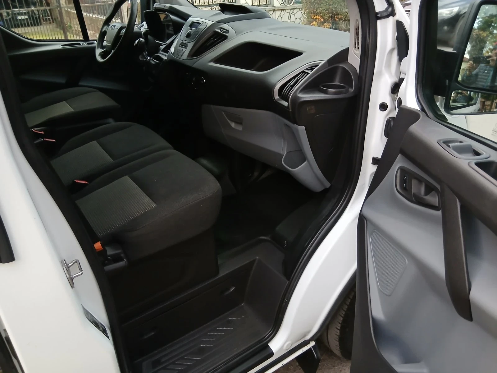 Ford Transit Custom 2.0 TDCI - изображение 8
