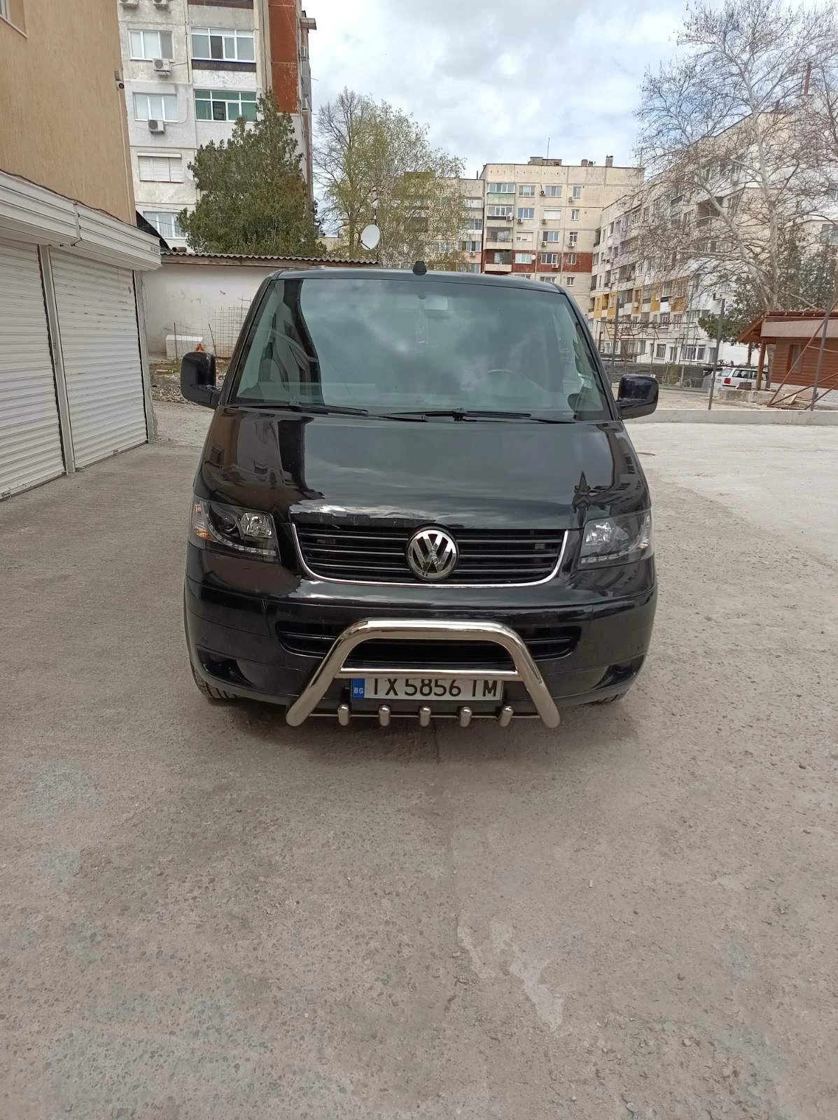 VW Multivan 2.5, снимка 4 - Бусове и автобуси - 54159870