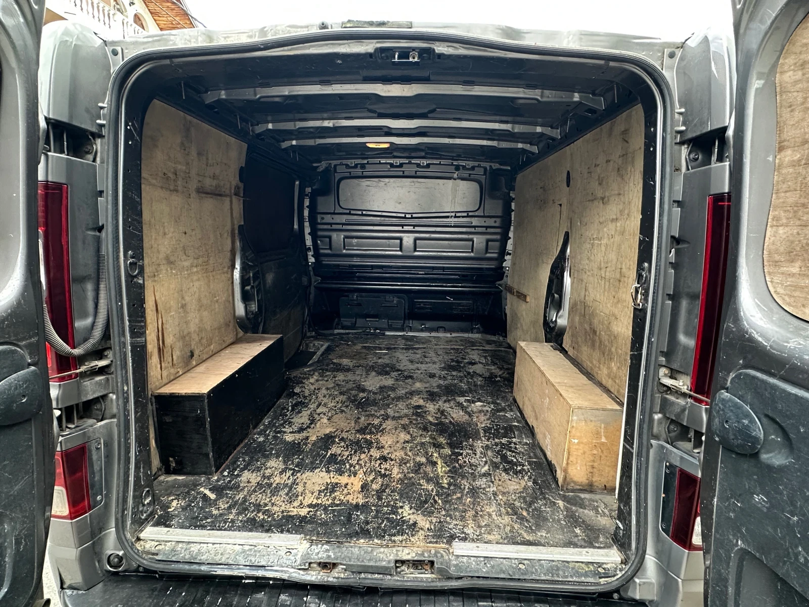 Opel Vivaro Opel Vivaro 1.6 CDTI   Десен волан   Регистриран, снимка 14 - Бусове и автобуси - 55728959