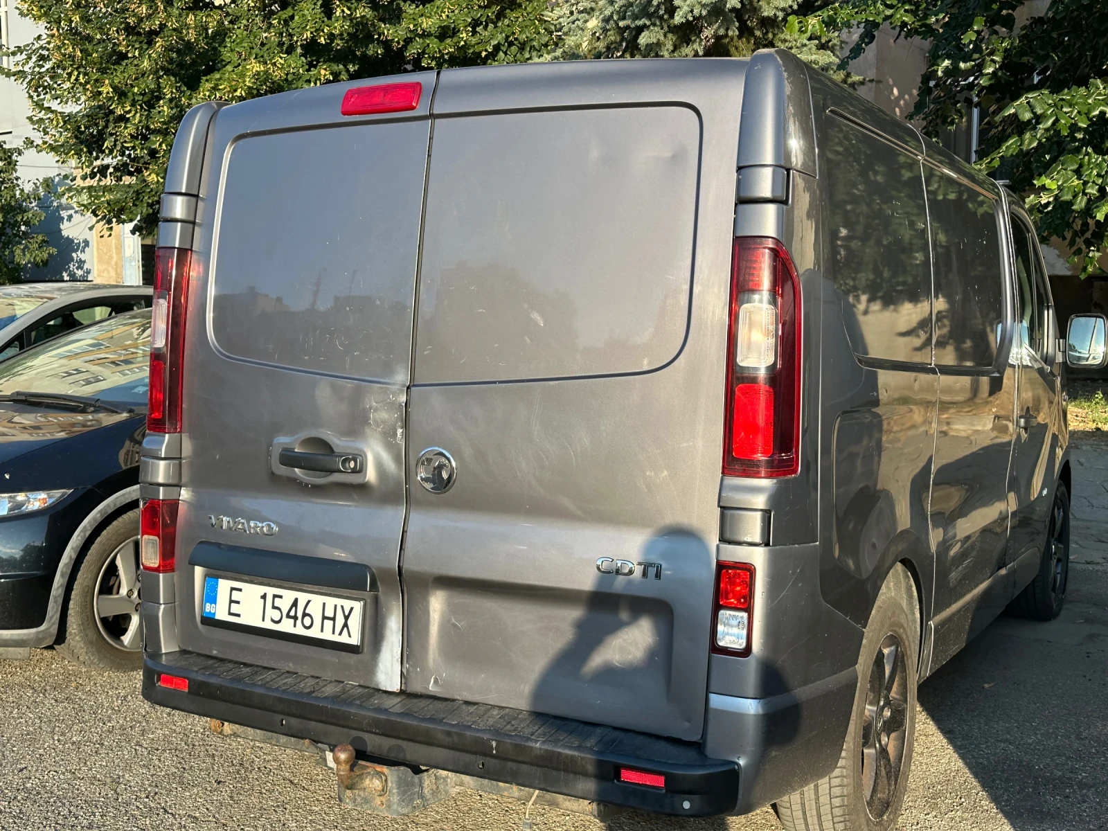 Opel Vivaro Opel Vivaro 1.6 CDTI   Десен волан   Регистриран, снимка 2 - Бусове и автобуси - 55728959