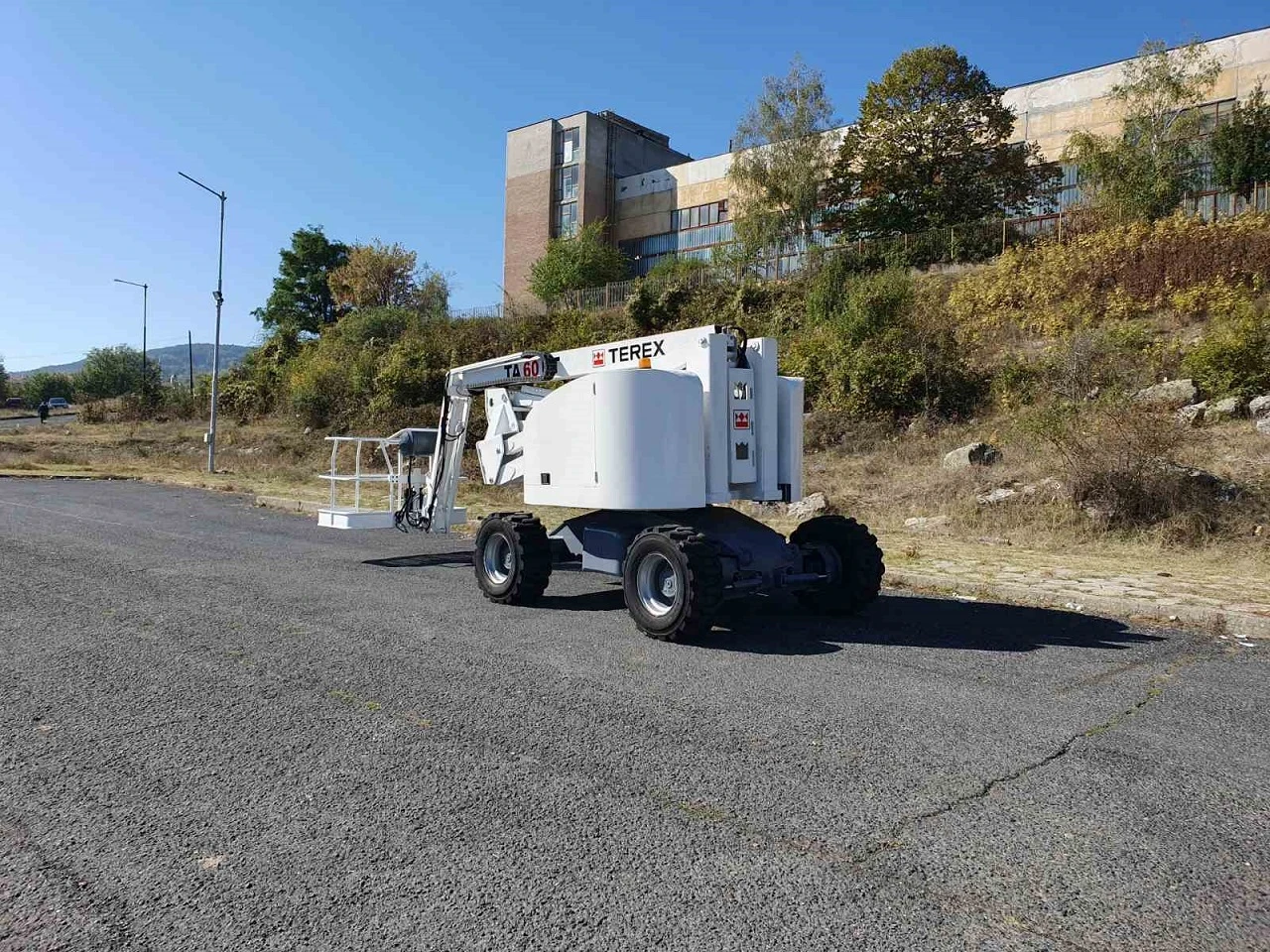 Автовишка Друга марка TEREX TA 60RT  4x4, снимка 3 - Индустриална техника - 53936476