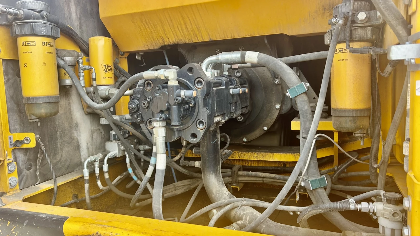 Багер JCB JC300LC, снимка 9 - Индустриална техника - 54255836