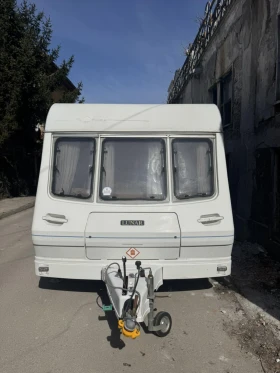 Каравана Други Lunar Eclipse 524, снимка 2