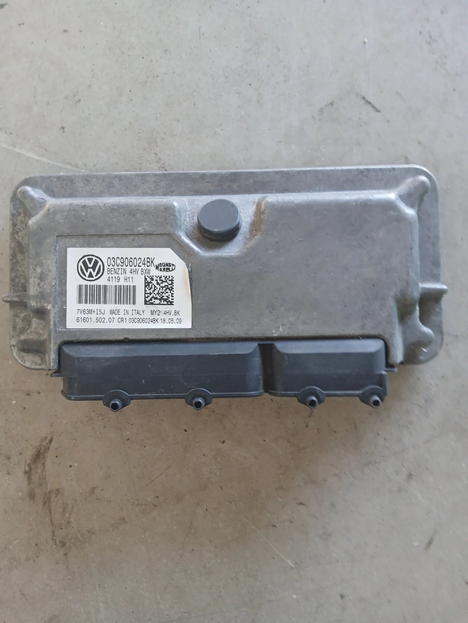 03C906024BK компютър Seat Ibiza