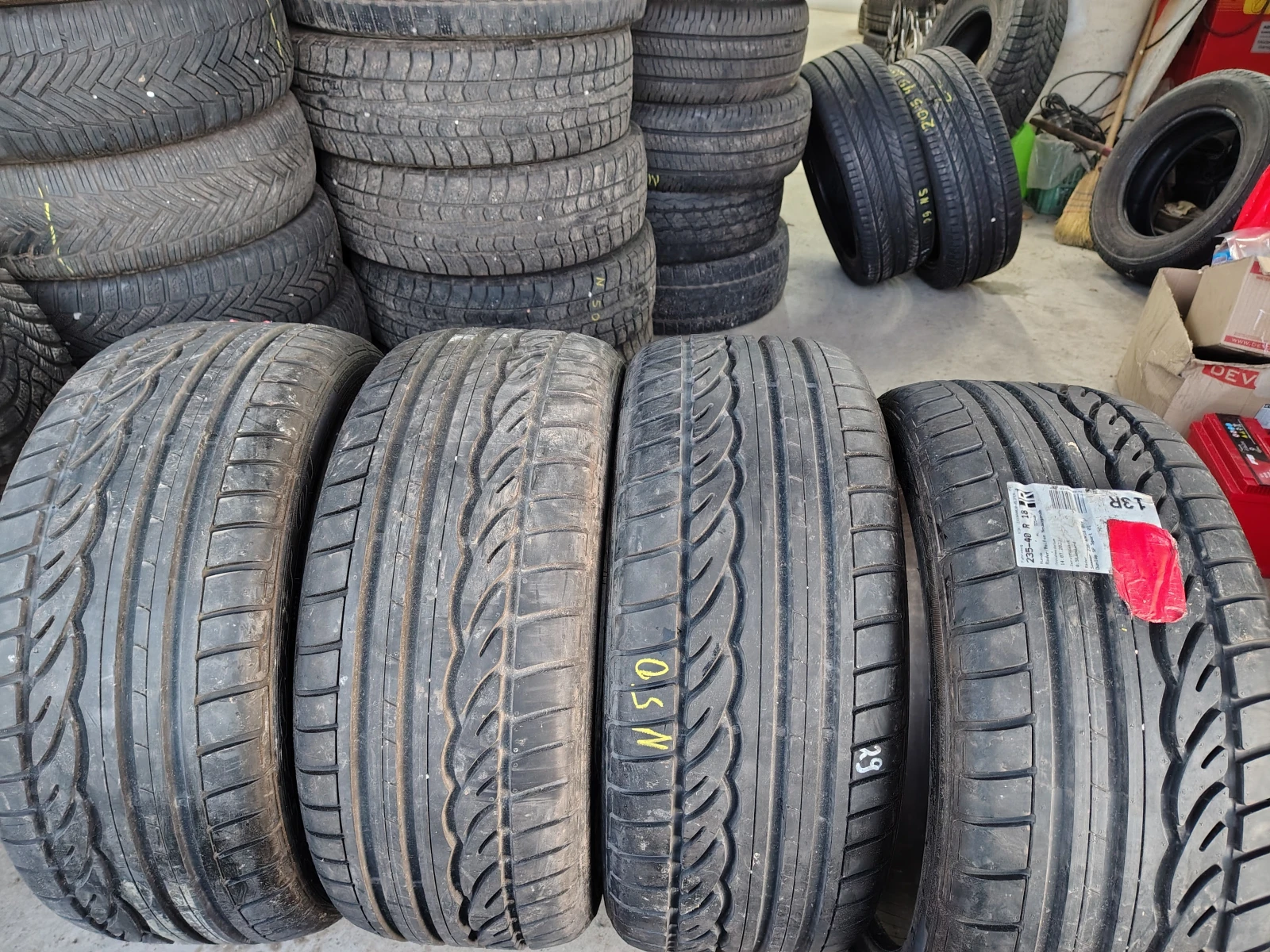 Гуми Летни 235/40R18