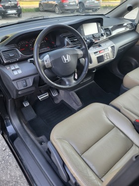 Honda Fr-v 1.8 V-TEC-AUTOMAT, снимка 7 - Автомобили и джипове - 45359237