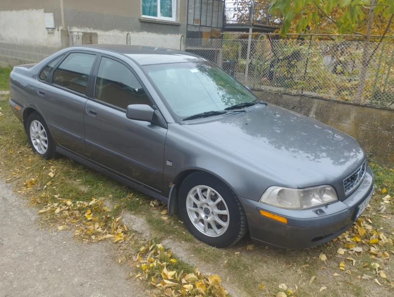 Volvo S40 1.9TD, снимка 8 - Автомобили и джипове - 48925920