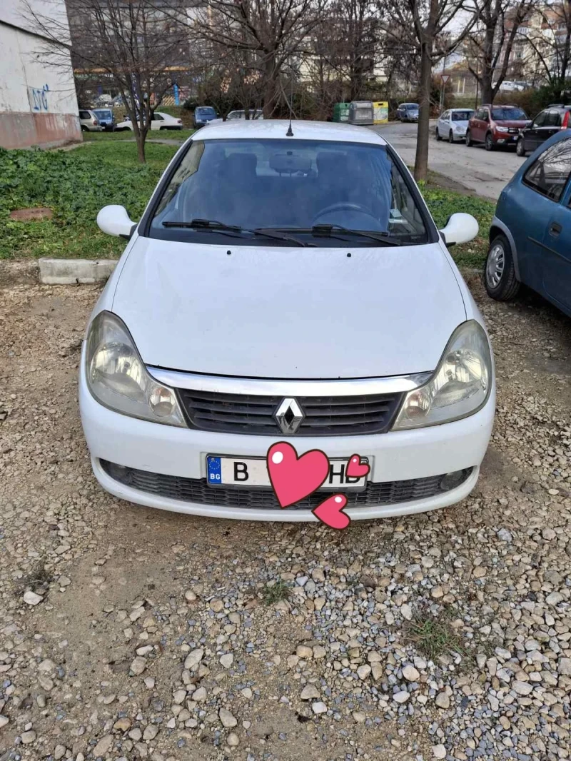 Renault Symbol, снимка 1 - Автомобили и джипове - 48385108