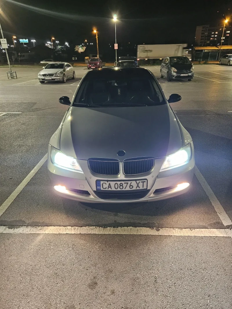 BMW 320, снимка 1 - Автомобили и джипове - 49050818