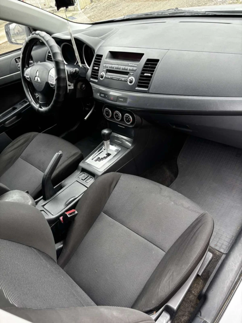 Mitsubishi Lancer, снимка 6 - Автомобили и джипове - 51099404