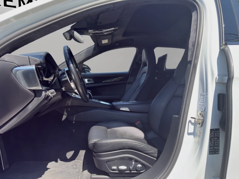 Porsche Panamera 4S Diesel V8, снимка 9 - Автомобили и джипове - 50127293