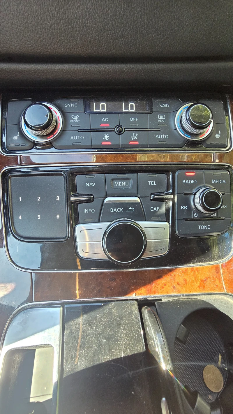 Audi A8 4.2TDI/Quattro/Bose/Navi/Led/Шибедах, снимка 10 - Автомобили и джипове - 51222982