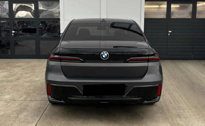 BMW 740 xDrive, снимка 4 - Автомобили и джипове - 52602554