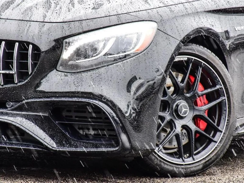 Mercedes-Benz S 63 AMG * Swarovski Crystal Lighting Package / EXCLUSIVE O, снимка 2 - Автомобили и джипове - 52930396