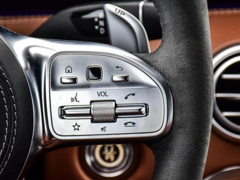 Mercedes-Benz S 63 AMG * Swarovski Crystal Lighting Package / EXCLUSIVE O, снимка 15 - Автомобили и джипове - 52930396