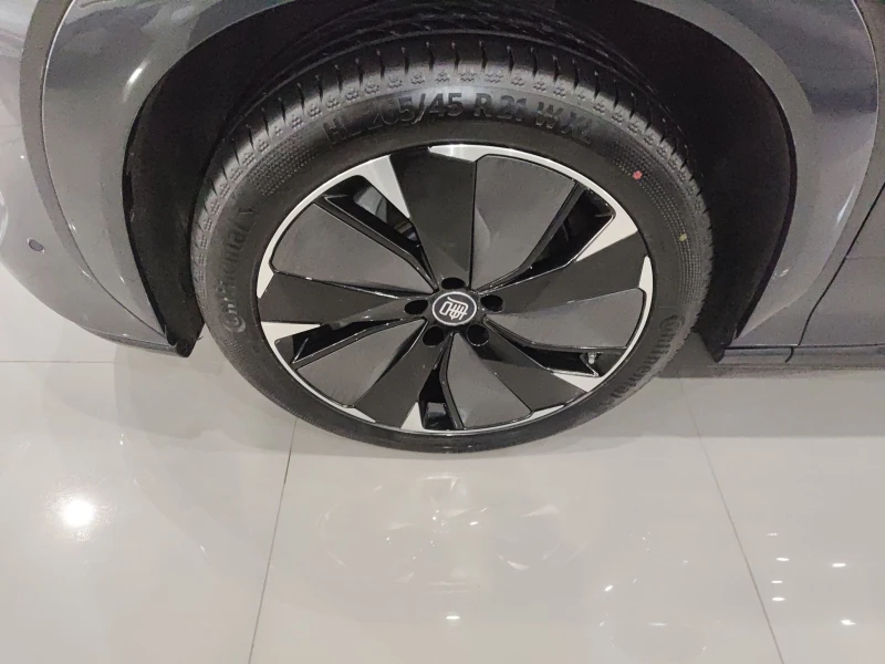 BYD Tang L 2025 Model EV 4x4, снимка 7 - Автомобили и джипове - 53026677