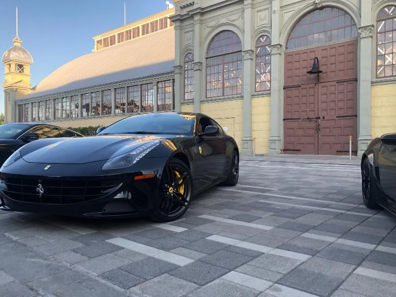 Ferrari FF Без драскотина, от първи собственик, защитен с PPF - изображение 6