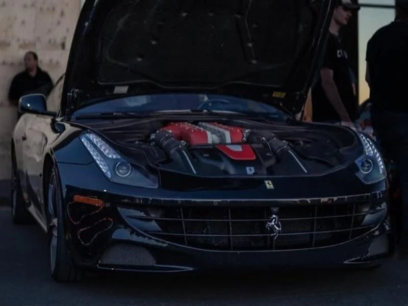 Ferrari FF Без драскотина, от първи собственик, защитен с PPF - изображение 2