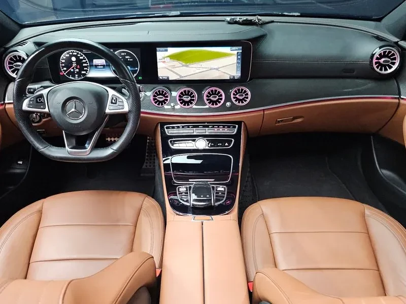 Mercedes-Benz E 300 4Matic Amg Line , снимка 7 - Автомобили и джипове - 55138205
