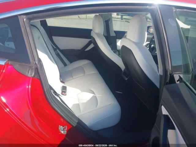 Tesla Model 3 LONG RANGE DUAL MOTOR ALL-WHEEL DRIVE, снимка 9 - Автомобили и джипове - 55702941