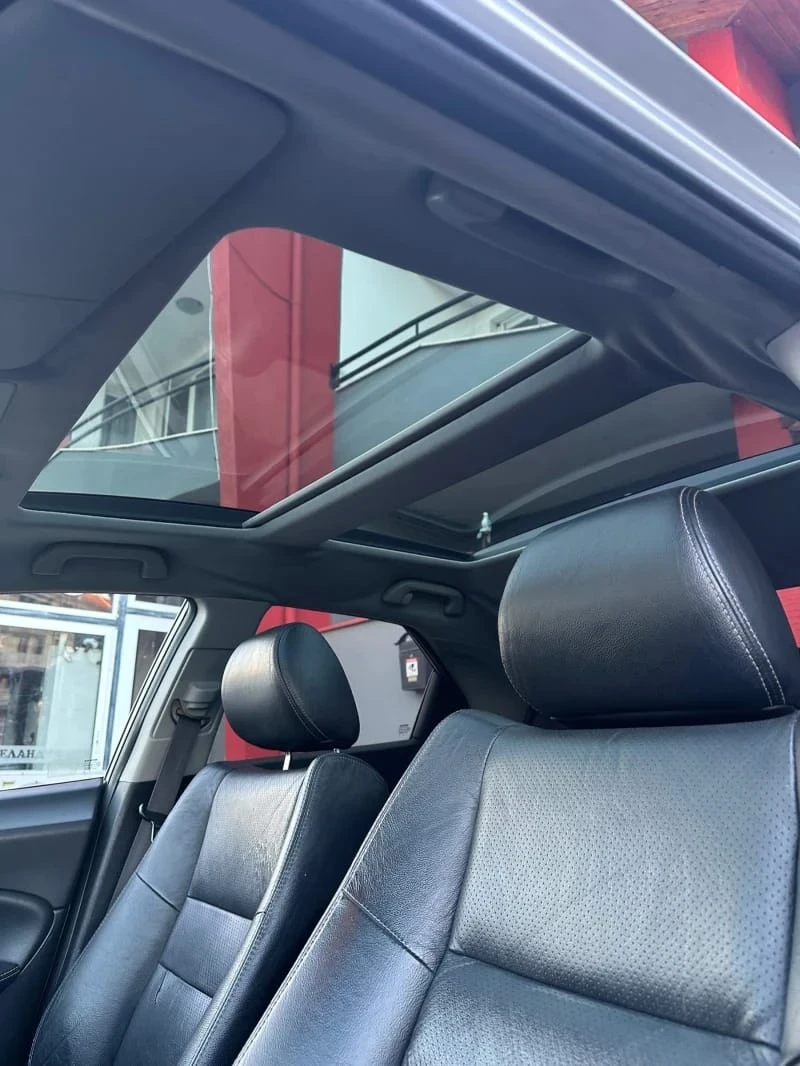 Honda Civic Exclusive V-tec, снимка 10 - Автомобили и джипове - 56293956