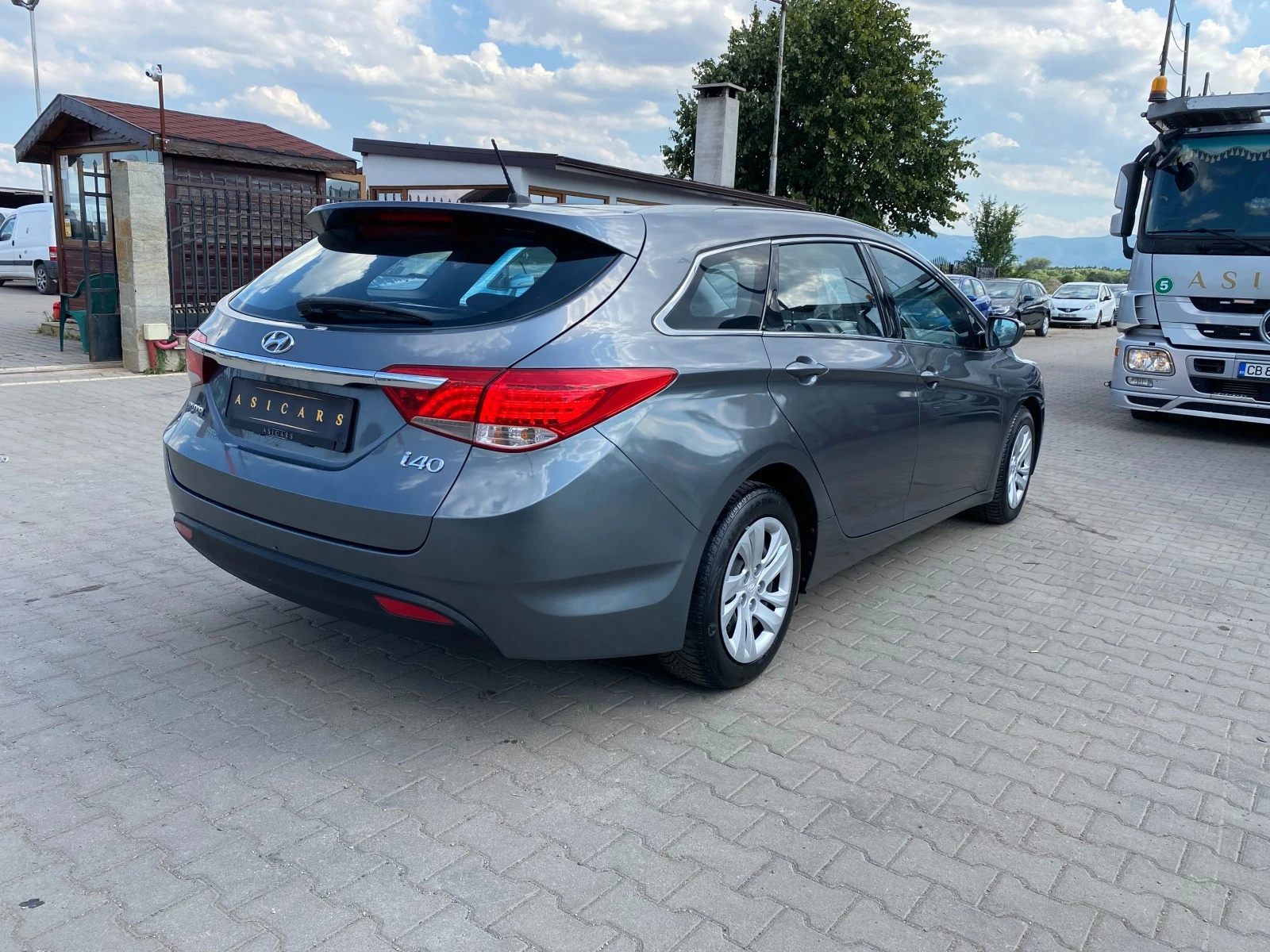 Hyundai I40 1.6I EURO 5 - изображение 5