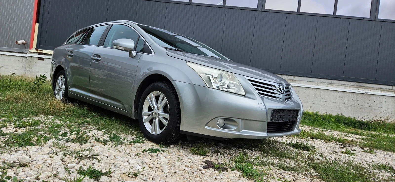 Toyota Avensis 1.8 , Нидерландия - изображение 3