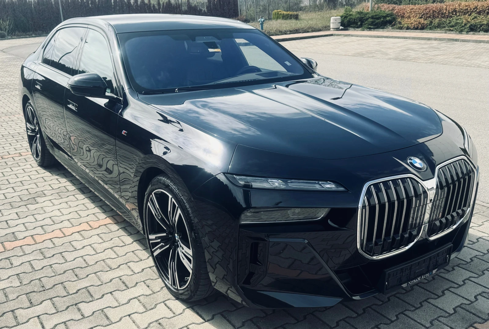 BMW 740 d M PROCinema/Cristal/21/Exclusive - изображение 3