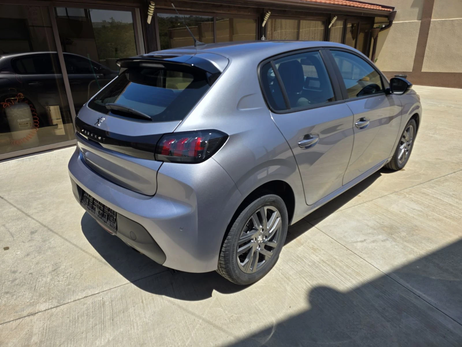 Peugeot 208 1.5 BlueHDi - изображение 5