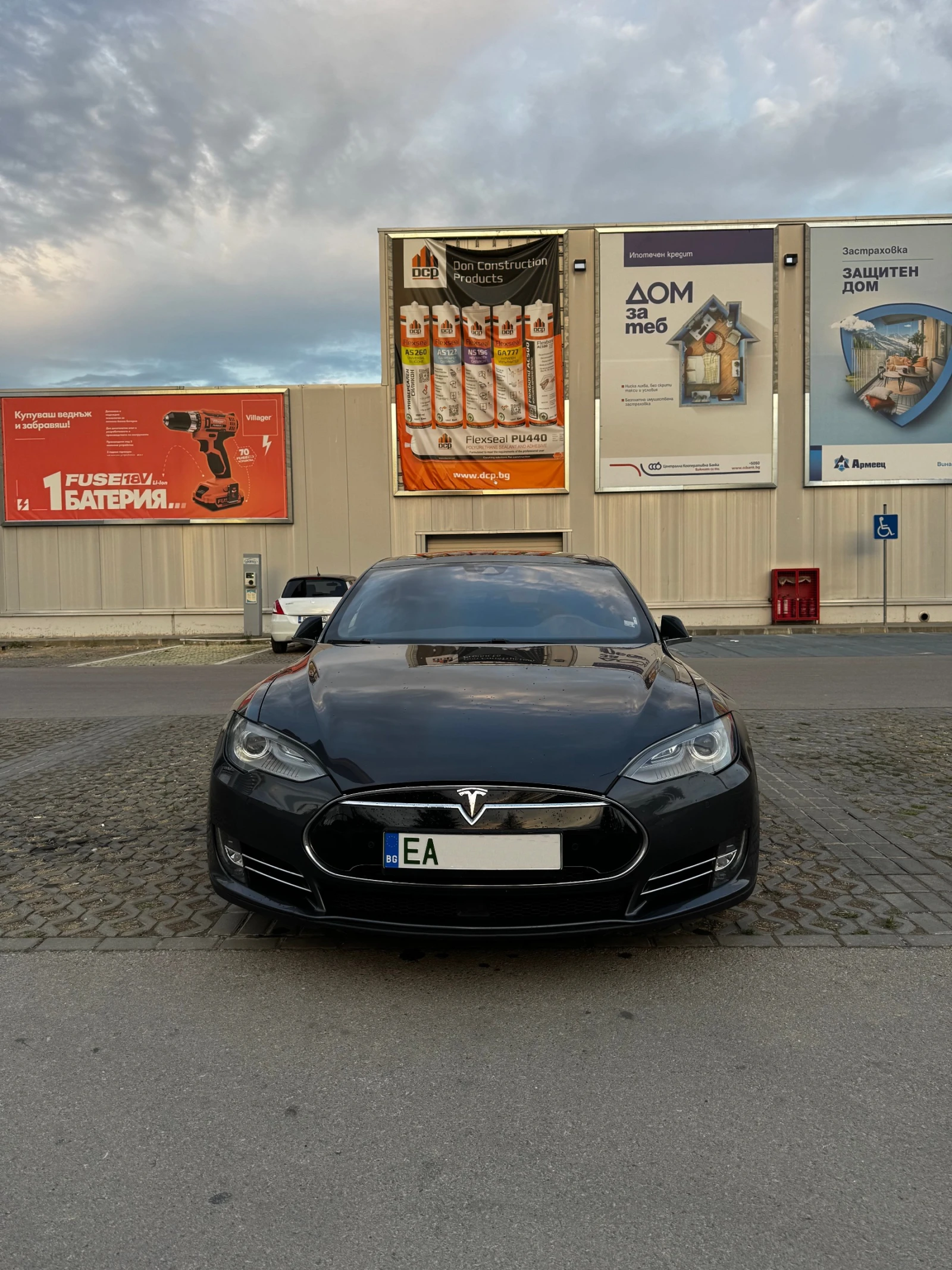 Tesla Model S 85D EU Dual Charger - изображение 4