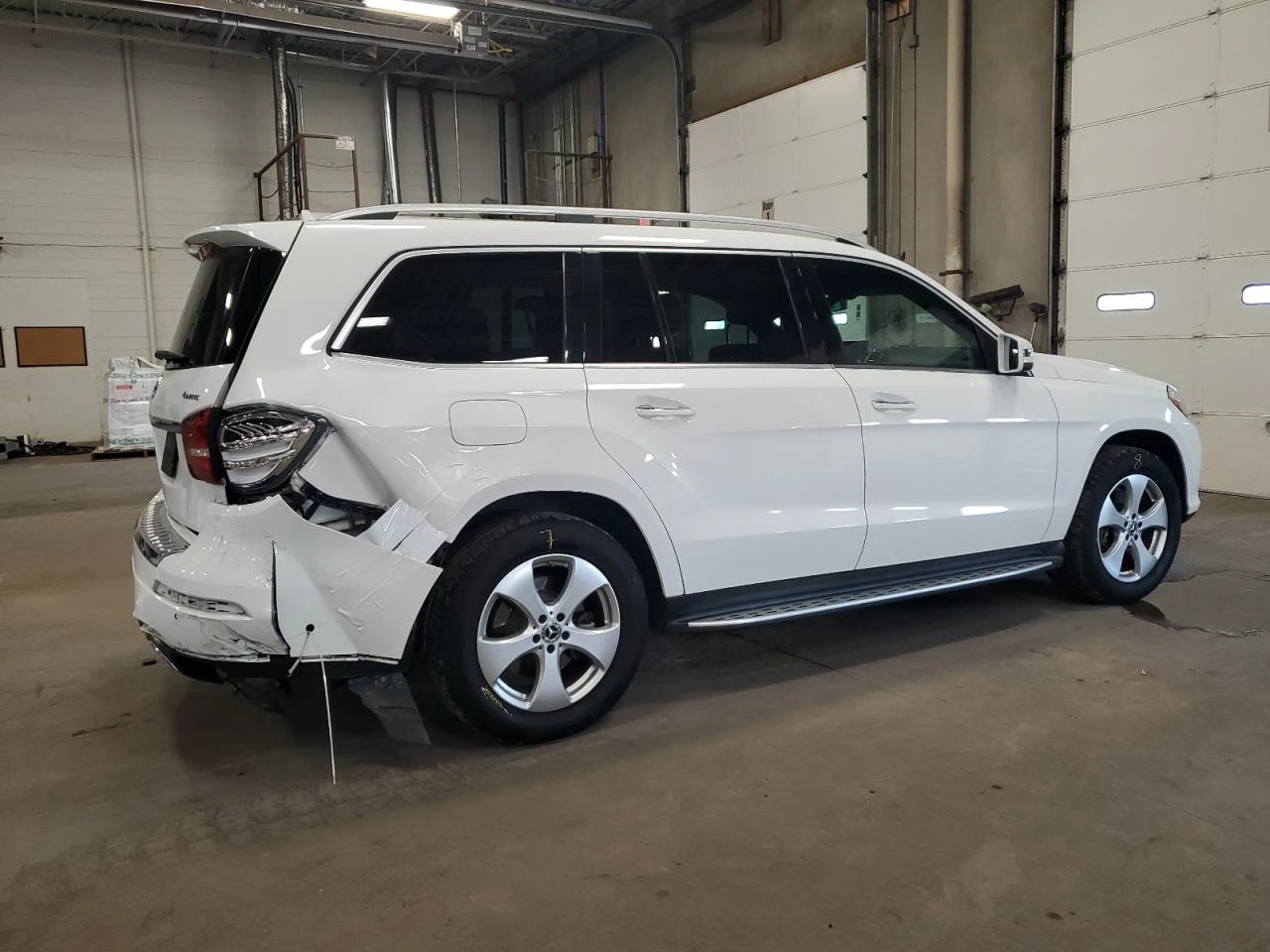 Mercedes-Benz GLS 450  - изображение 6