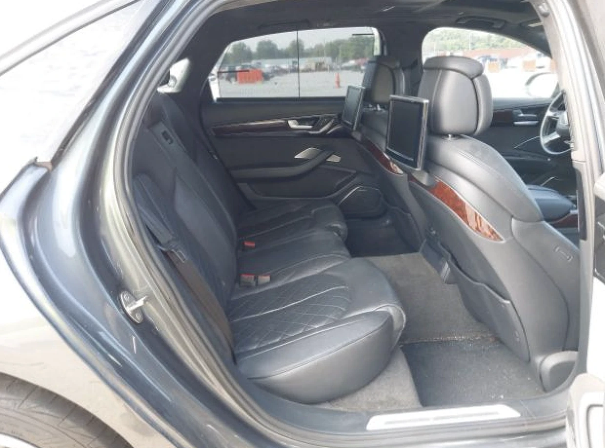 Audi A8 дистроник, масажи, монитори, Bose* , LONG* *  - изображение 8