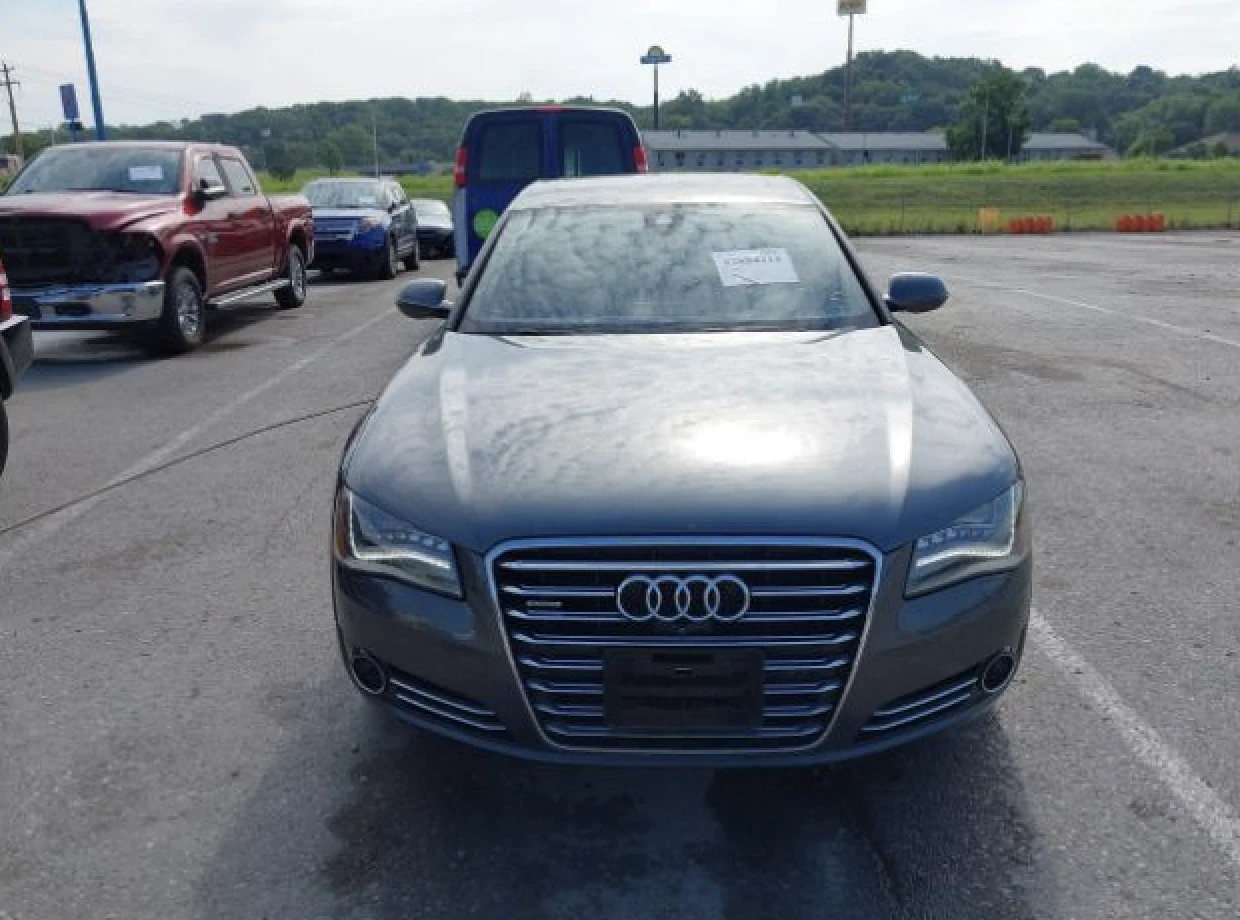 Audi A8 дистроник, масажи, монитори, Bose* , LONG* *  - изображение 10