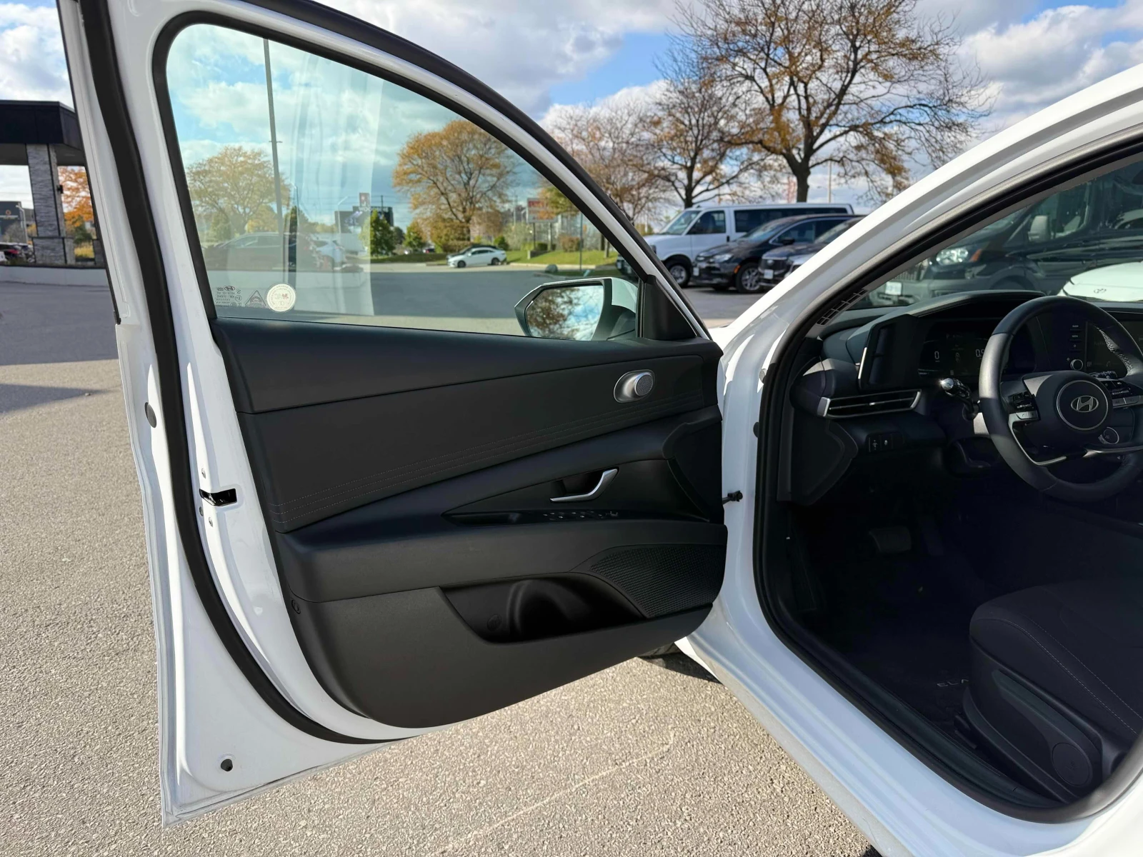 Hyundai Elantra * CARFAX *    | Mobile.bg   9