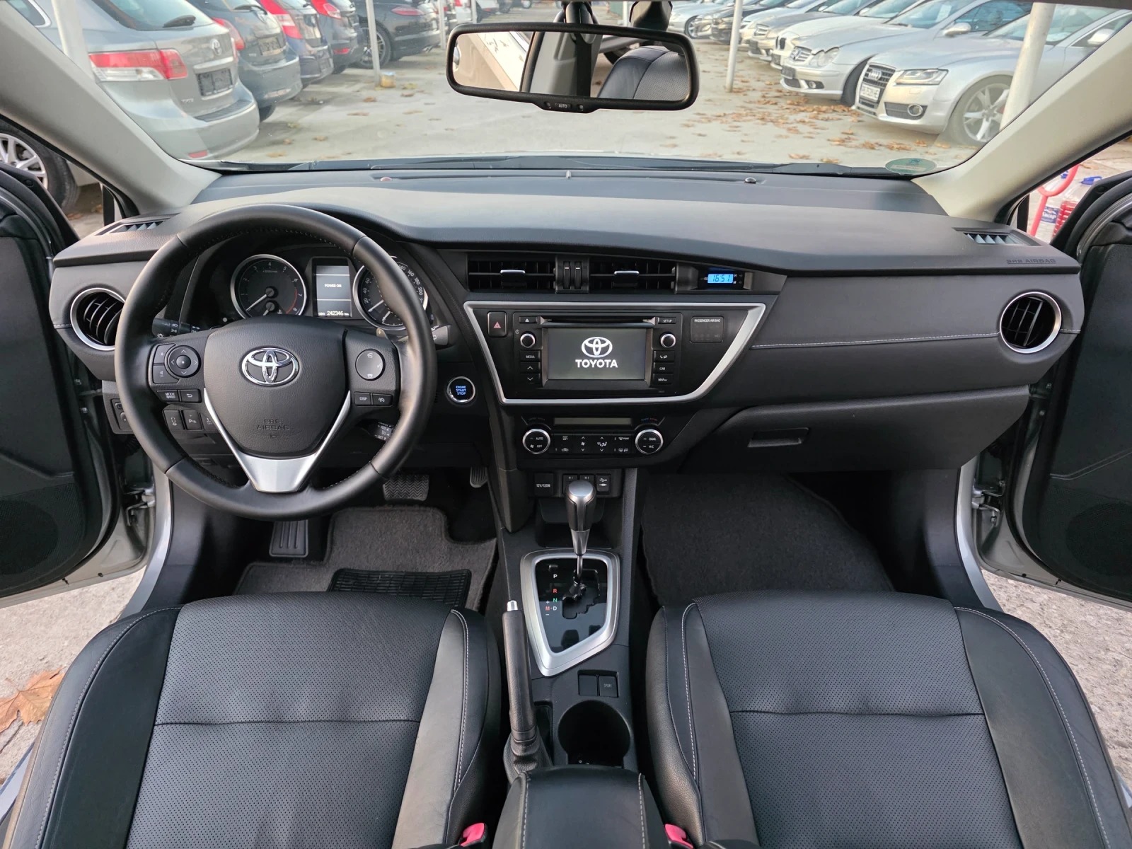 Toyota Auris 1.6 VVTI ��������� ����� ����� �������� ��������� | Mobile.bg � ����������� 11