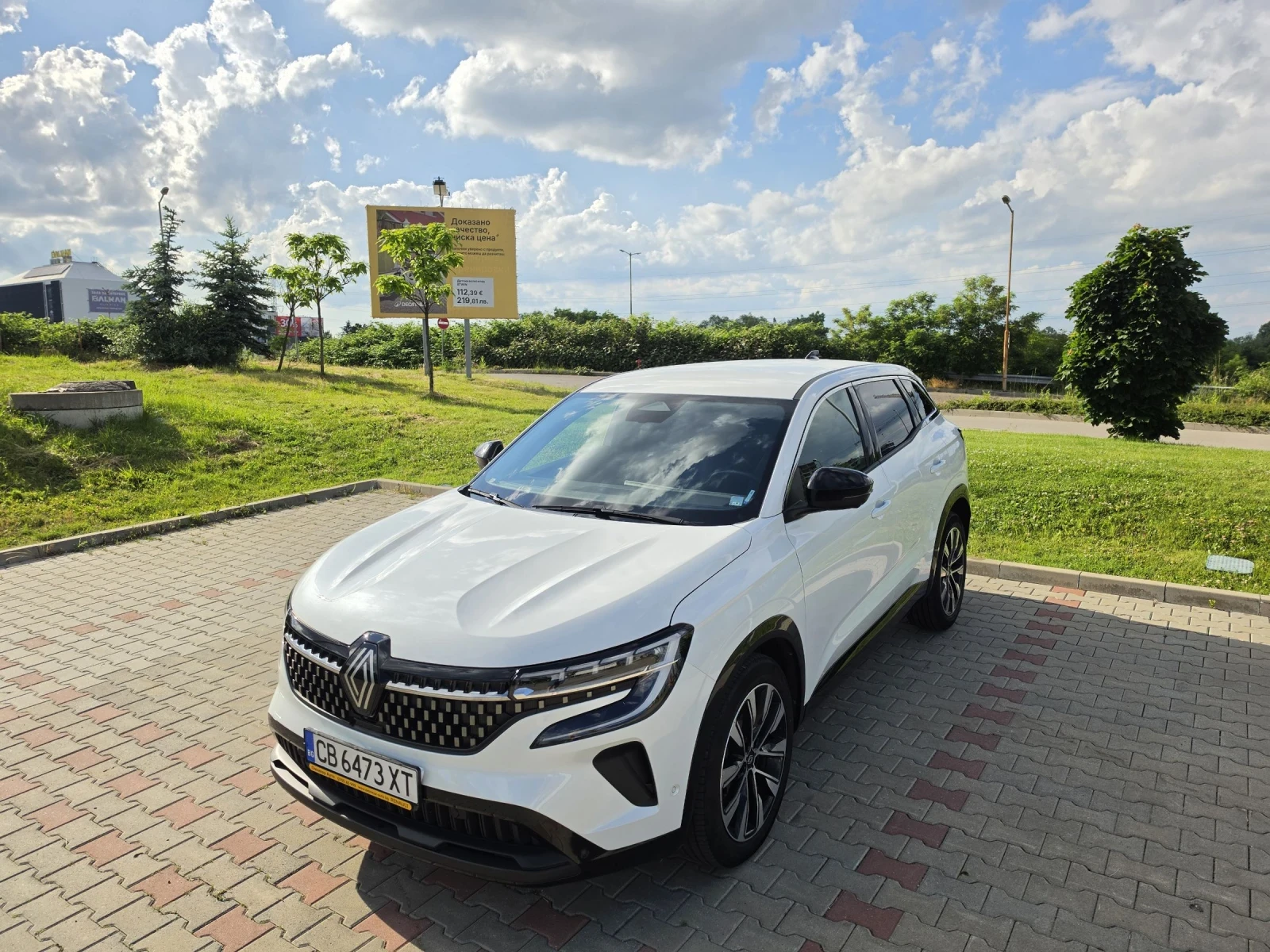 Renault Austral 1.3 TCE 160 - 7г гаранция, снимка 4 - Автомобили и джипове - 54094080