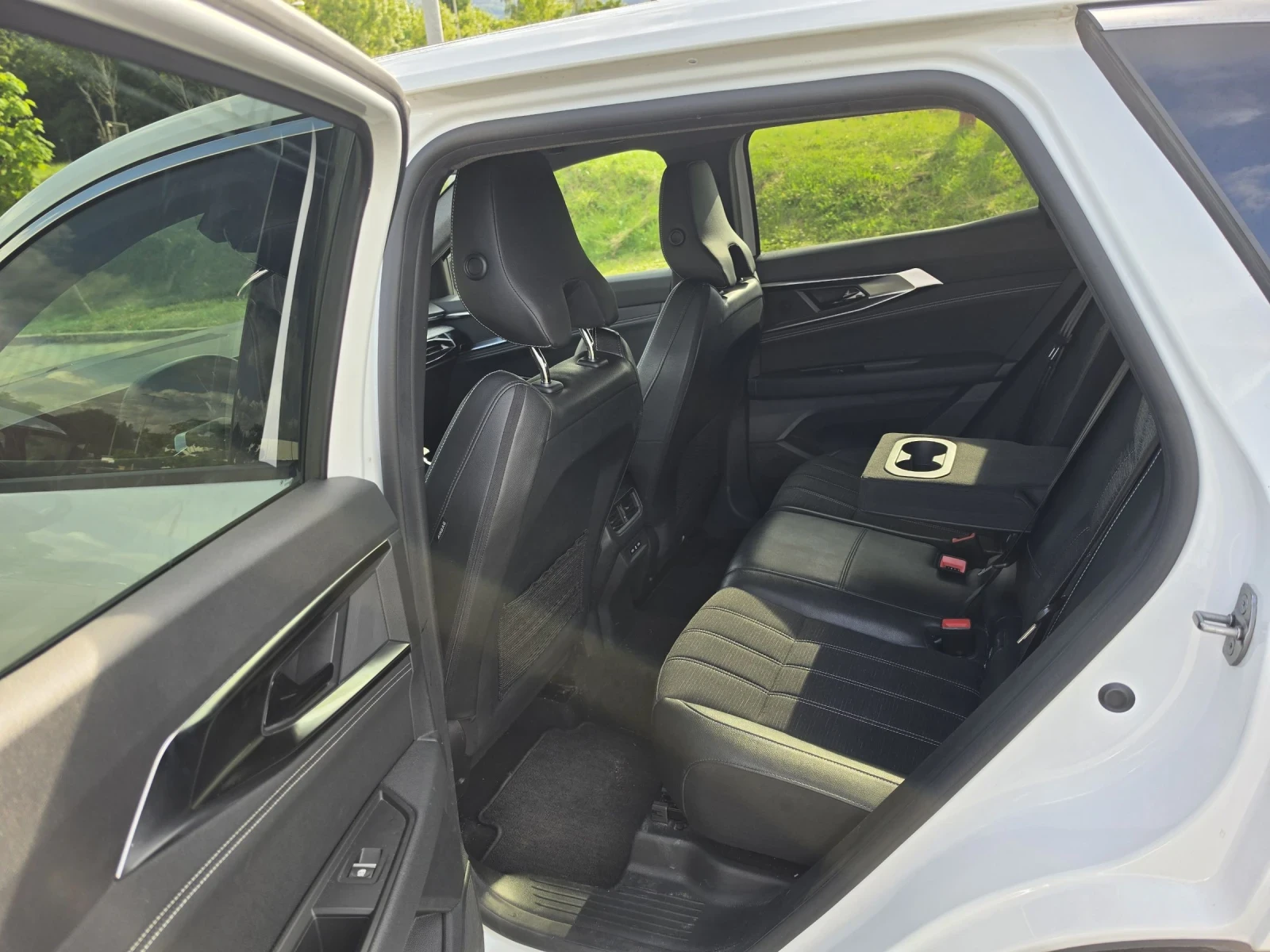 Renault Austral 1.3 TCE 160 - 7г гаранция, снимка 9 - Автомобили и джипове - 54094080