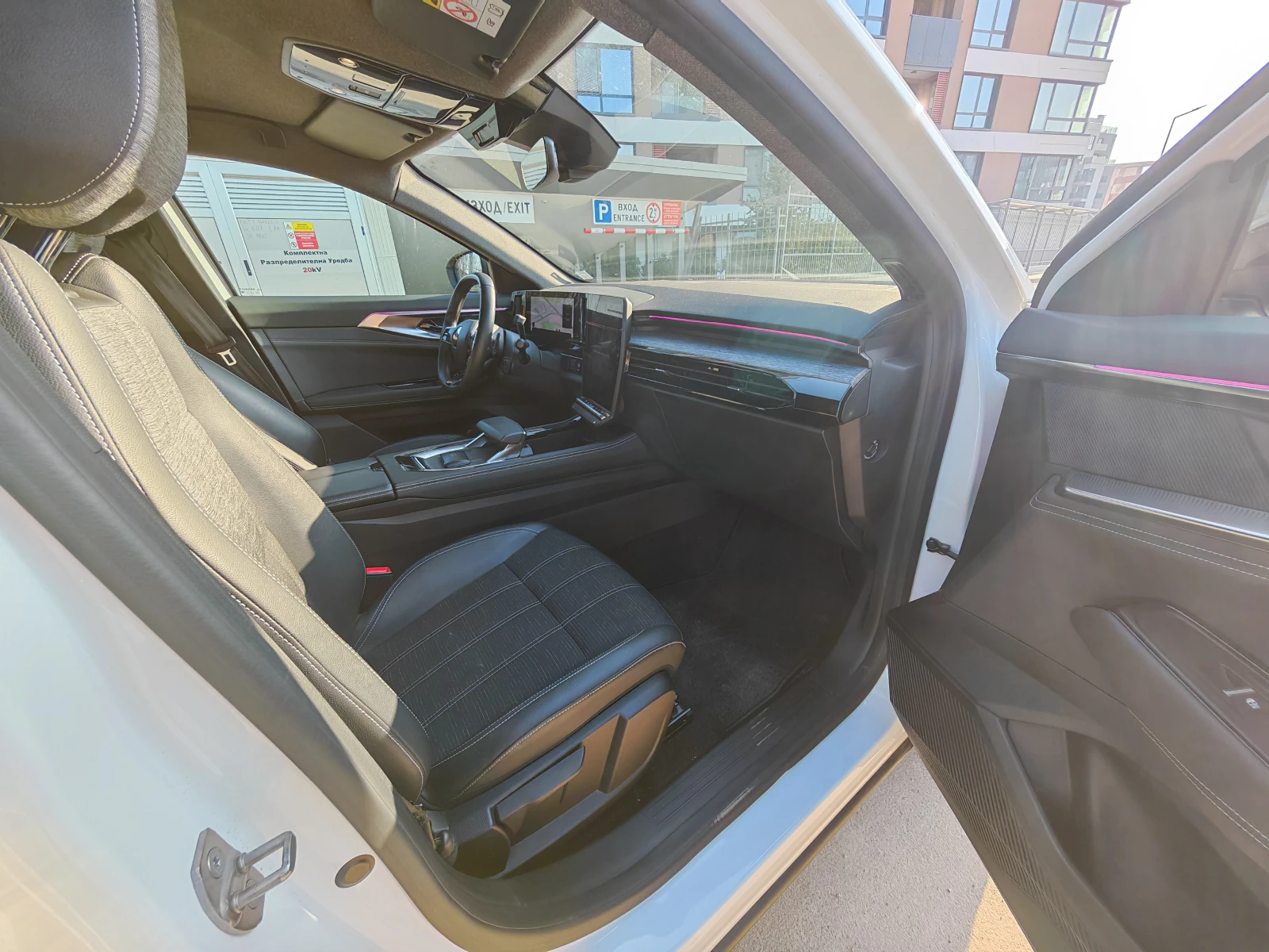 Renault Austral TCE Mild Hybrid, снимка 14 - Автомобили и джипове - 53880897